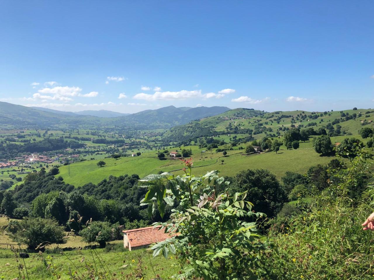Posada De Villacarriedo Esterno foto