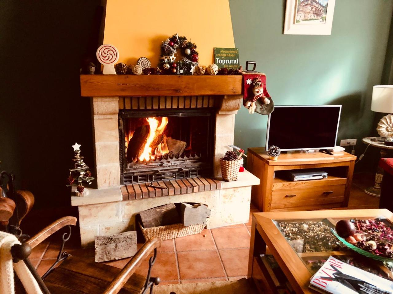 Posada De Villacarriedo Esterno foto